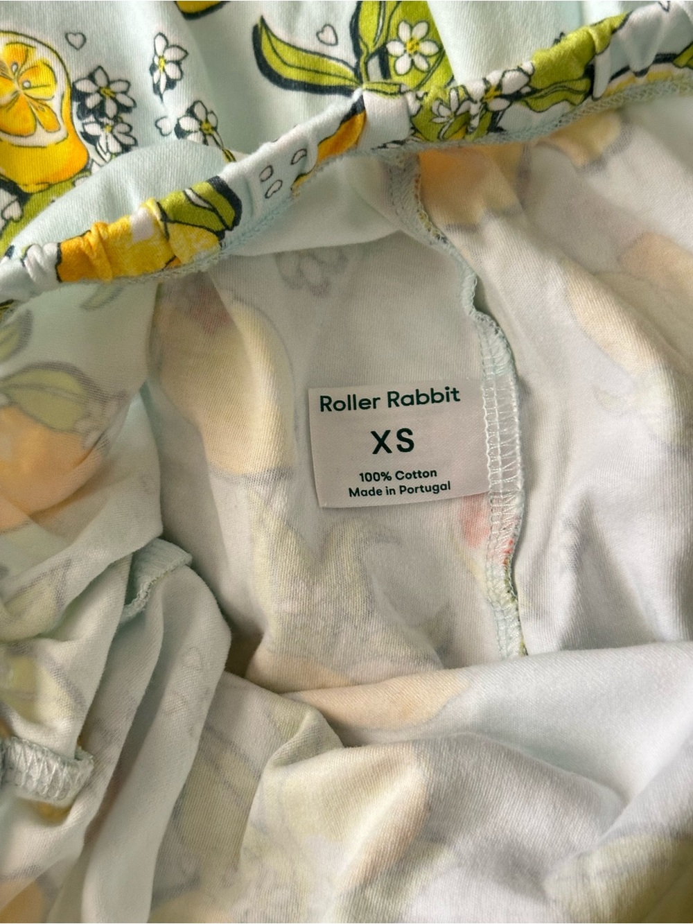Roller Rabbit lemon pajama set - Picture 3 of 3